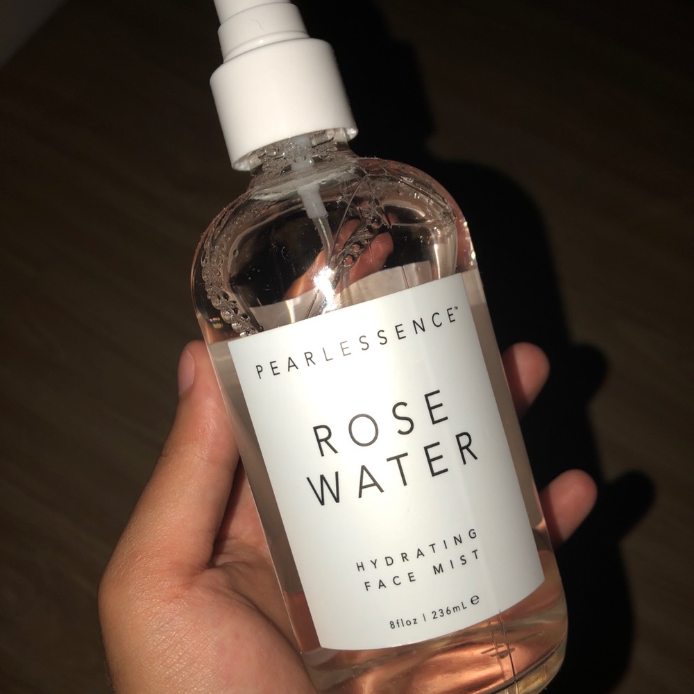 Rose hydrating face mist